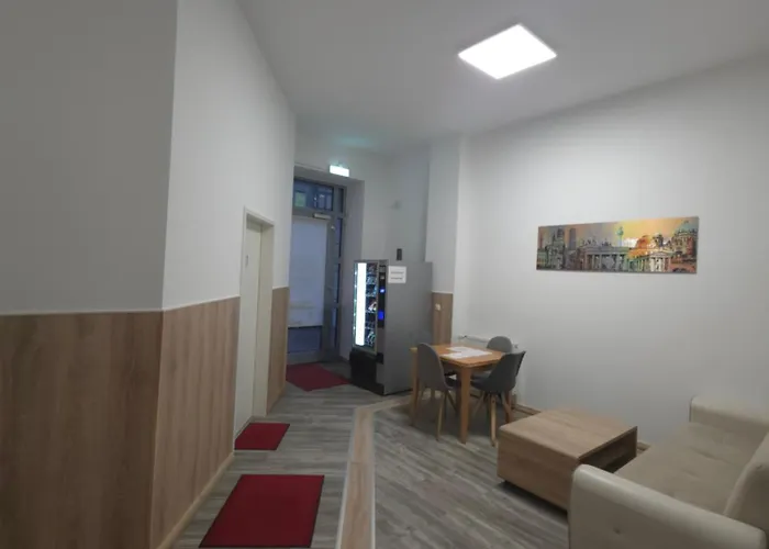 Kiez Box Twentyforseven Private Room Berlin